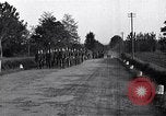 Image les troupes allemandes mars Ivrea Italie, 1945, de la seconde 12 séquences d'archives historiques vidéo 65675036703