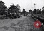 Image les troupes allemandes mars Ivrea Italie, 1945, de la seconde 15 séquences d'archives historiques vidéo 65675036703