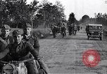 Image les troupes allemandes mars Ivrea Italie, 1945, de la seconde 27 séquences d'archives historiques vidéo 65675036703