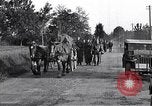 Image les troupes allemandes mars Ivrea Italie, 1945, de la seconde 38 séquences d'archives historiques vidéo 65675036703