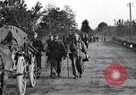 Image les troupes allemandes mars Ivrea Italie, 1945, de la seconde 46 séquences d'archives historiques vidéo 65675036703