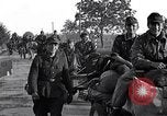 Image les troupes allemandes mars Ivrea Italie, 1945, de la seconde 51 séquences d'archives historiques vidéo 65675036703