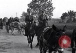 Image les troupes allemandes mars Ivrea Italie, 1945, de la seconde 60 séquences d'archives historiques vidéo 65675036703