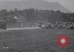 Image les troupes allemandes mars Ivrea Italie, 1945, de la seconde 31 séquences d'archives historiques vidéo 65675036704