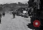 Image les troupes allemandes mars Ivrea Italie, 1945, de la seconde 55 séquences d'archives historiques vidéo 65675036704