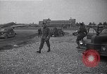Image Général Mark Clark Milan Italie, 1945, de la seconde 5 séquences d'archives historiques vidéo 65675036705