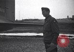 Image Général Mark Clark Milan Italie, 1945, de la seconde 14 séquences d'archives historiques vidéo 65675036705