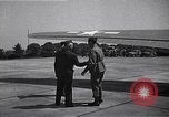 Image Général Mark Clark Milan Italie, 1945, de la seconde 23 séquences d'archives historiques vidéo 65675036705