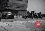 Image Général Mark Clark Milan Italie, 1945, de la seconde 28 séquences d'archives historiques vidéo 65675036705