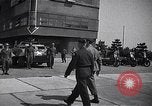 Image Général Mark Clark Milan Italie, 1945, de la seconde 30 séquences d'archives historiques vidéo 65675036705
