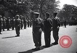 Image Général Mark Clark Milan Italie, 1945, de la seconde 57 séquences d'archives historiques vidéo 65675036705