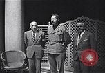 Standbild General Mark Clark Mailand Italien, 1945, aus Sekunde 5 historischem Filmmaterial Videoclip 65675036706