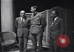 Standbild General Mark Clark Mailand Italien, 1945, aus Sekunde 15 historischem Filmmaterial Videoclip 65675036706