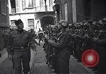 Standbild General Mark Clark Mailand Italien, 1945, aus Sekunde 36 historischem Filmmaterial Videoclip 65675036706