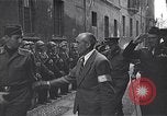 Standbild General Mark Clark Mailand Italien, 1945, aus Sekunde 48 historischem Filmmaterial Videoclip 65675036706