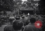 Standbild General Mark Clark Florenz Italien, 1945, aus Sekunde 58 historischem Filmmaterial Videoclip 65675036707