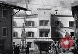 Image fire au siège Florence Italie, 1945, de la seconde 44 séquences d'archives historiques vidéo 65675036708