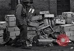 Immagine di Detriti lasciati dal Esercito Tedesco Ludwigslust Germania, 1945, secondo 7 filmato di repertorio 65675036712