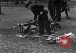 Immagine di Detriti lasciati dal Esercito Tedesco Ludwigslust Germania, 1945, secondo 47 filmato di repertorio 65675036712