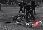 Immagine di Detriti lasciati dal Esercito Tedesco Ludwigslust Germania, 1945, secondo 50 filmato di repertorio 65675036712