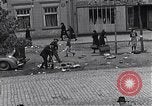 Image les débris laissés par l'armée allemande Nanterre Allemagne, 1945, de la seconde 10 séquences d'archives historiques vidéo 65675036713