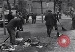 Image les débris laissés par l'armée allemande Nanterre Allemagne, 1945, de la seconde 21 séquences d'archives historiques vidéo 65675036713