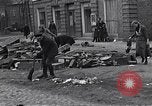Image les débris laissés par l'armée allemande Nanterre Allemagne, 1945, de la seconde 35 séquences d'archives historiques vidéo 65675036713