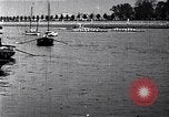Standbild Cambridge versus Oxford shell Boat Race London England Vereinigtes Königreich, 1900, aus Sekunde 40 historischem Filmmaterial Videoclip 65675036714