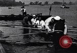 Standbild Cambridge versus Oxford shell Boat Race London England Vereinigtes Königreich, 1900, aus Sekunde 56 historischem Filmmaterial Videoclip 65675036714
