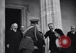 Image Le roi Paul prend serment comme nouveau monarque Athènes Grèce, 1947, de la seconde 27 séquences d'archives historiques vidéo 65675036721