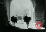 Standbild Heiligtum Imam Reza Mashhad Iran, 1908, aus Sekunde 33 historischem Filmmaterial Videoclip 65675036725