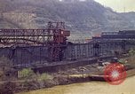 Image Jones & Laughlin Steel Plant Aliquippa Pennsylvania USA, 1970, de la seconde 16 séquences d'archives historiques vidéo 65675036729