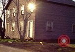 Immagine di Case di campagna di allevamento d'America Aliquippa Pennsylvania USA, 1973, secondo 8 filmato di repertorio 65675036732