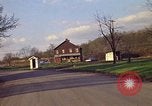 Immagine di Case di campagna di allevamento d'America Aliquippa Pennsylvania USA, 1973, secondo 14 filmato di repertorio 65675036732