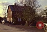 Immagine di Case di campagna di allevamento d'America Aliquippa Pennsylvania USA, 1973, secondo 31 filmato di repertorio 65675036732