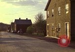 Immagine di Case di campagna di allevamento d'America Aliquippa Pennsylvania USA, 1973, secondo 39 filmato di repertorio 65675036732