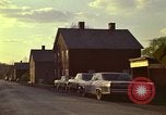 Immagine di Case di campagna di allevamento d'America Aliquippa Pennsylvania USA, 1973, secondo 44 filmato di repertorio 65675036732