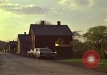 Immagine di Case di campagna di allevamento d'America Aliquippa Pennsylvania USA, 1973, secondo 45 filmato di repertorio 65675036732