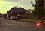 Immagine di Case di campagna di allevamento d'America Aliquippa Pennsylvania USA, 1973, secondo 46 filmato di repertorio 65675036732