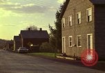 Immagine di Case di campagna di allevamento d'America Aliquippa Pennsylvania USA, 1973, secondo 47 filmato di repertorio 65675036732