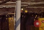 Immagine di Il cambio di marcia in una miniera di carbone Pennsylvania USA, 1970, secondo 46 filmato di repertorio 65675036733
