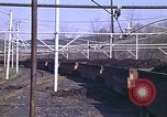 Immagine di Il carbone auto macchina di dumping Aliquippa Pennsylvania USA, 1970, secondo 31 filmato di repertorio 65675036734