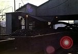 Immagine di Il carbone auto macchina di dumping Aliquippa Pennsylvania USA, 1970, secondo 46 filmato di repertorio 65675036734