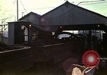 Immagine di Il carbone auto macchina di dumping Aliquippa Pennsylvania USA, 1970, secondo 48 filmato di repertorio 65675036734