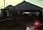 Immagine di Il carbone auto macchina di dumping Aliquippa Pennsylvania USA, 1970, secondo 52 filmato di repertorio 65675036734