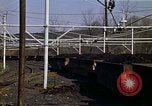 Immagine di Il carbone auto macchina di dumping Aliquippa Pennsylvania USA, 1970, secondo 56 filmato di repertorio 65675036734