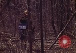 Immagine di Enumeratore censimento Aliquippa Pennsylvania USA, 1970, secondo 17 filmato di repertorio 65675036737