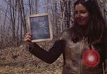 Immagine di Enumeratore censimento Aliquippa Pennsylvania USA, 1970, secondo 47 filmato di repertorio 65675036737