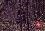 Immagine di Enumeratore censimento Aliquippa Pennsylvania USA, 1970, secondo 60 filmato di repertorio 65675036737