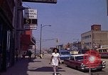 Immagine di Strada di città Gary Indiana USA, 1970, secondo 56 filmato di repertorio 65675036739